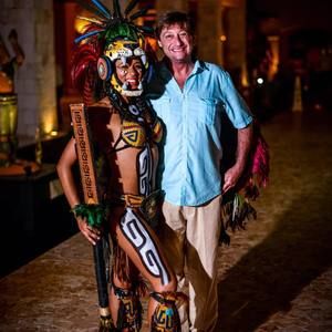 Meet your Posher, Don